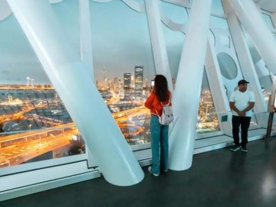 Dubai-Frame-5-700x467
